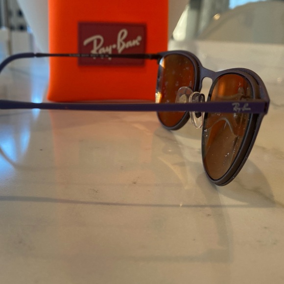 Girls Ray Ban Sunglasses - Picture 2 of 5